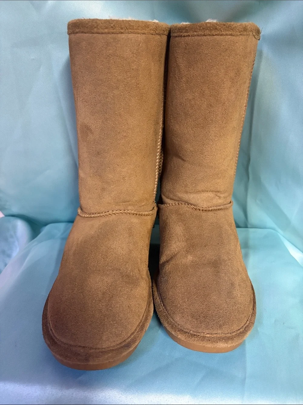 Bearpaw Classic Tall Suede Boots Chestnut Brown Size 9 Cozy Fall Winter